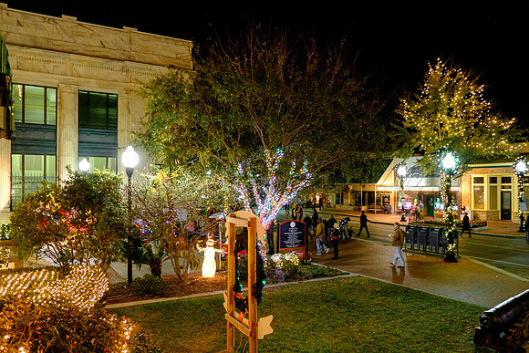 Gallery Night at Christmas