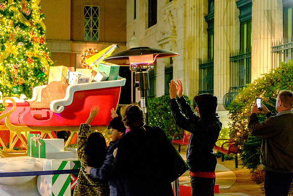 Gallery Night at Christmas