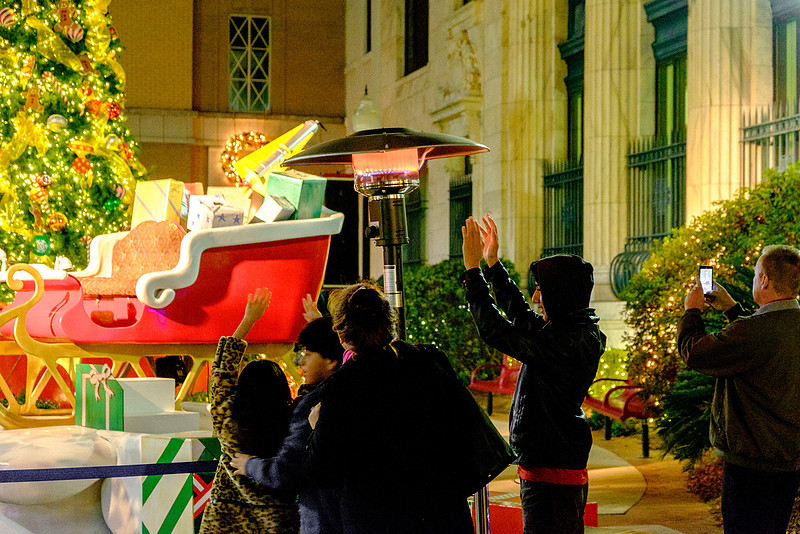 Gallery Night at Christmas