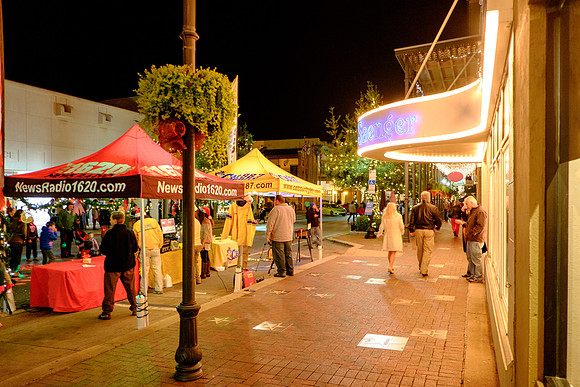 Gallery Night at Christmas