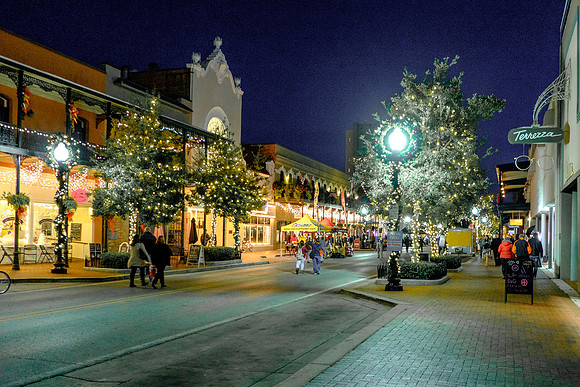 Gallery Night at Christmas