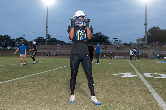 Fairhope Football photography by Jon Hauge