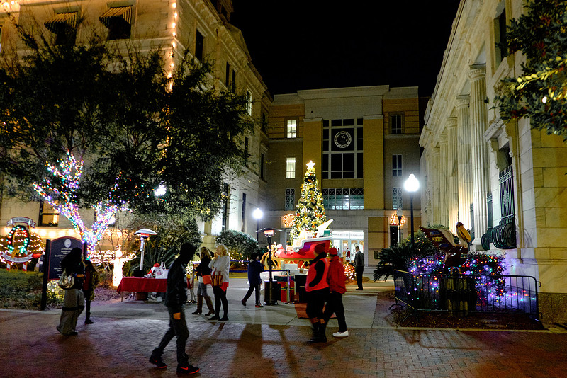 Gallery Night at Christmas
