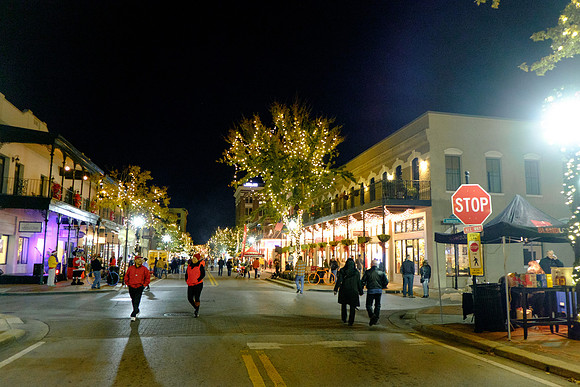 Gallery Night at Christmas