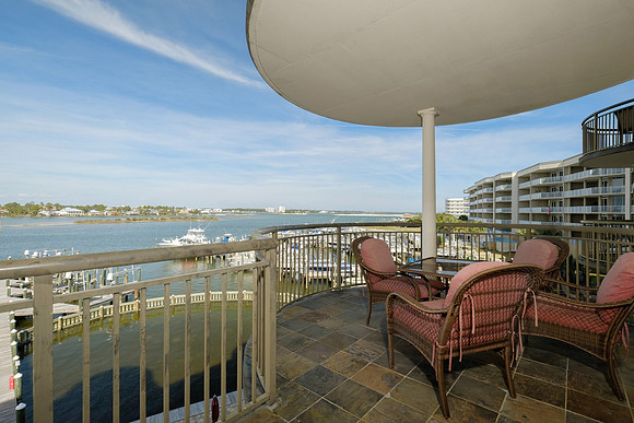 Real Estate Photographer on the Gulf Coast