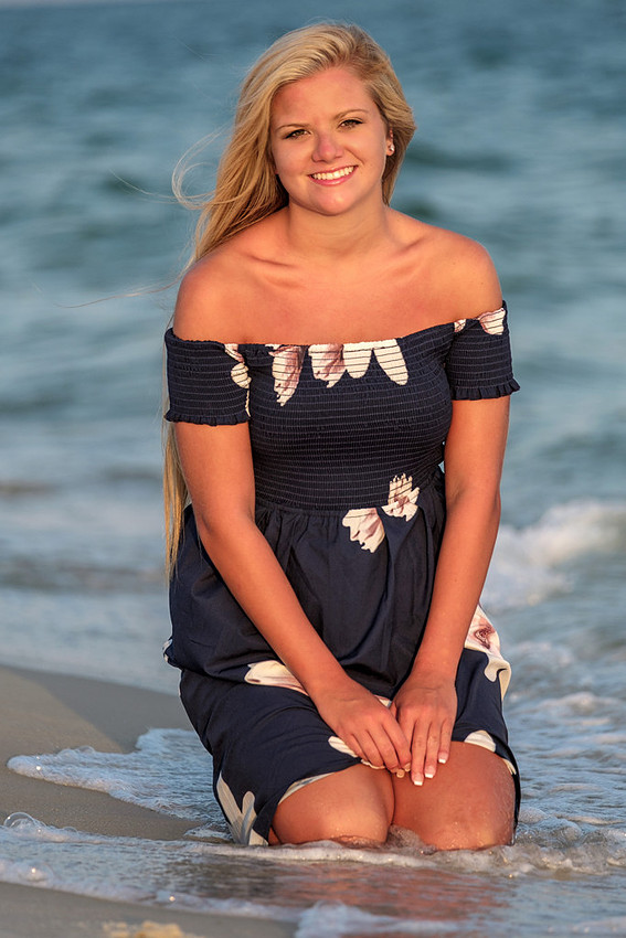 Beach Portait Photographer in Orange Beach