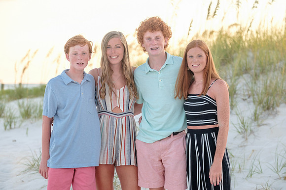 Family Photographer in Fort Morgan