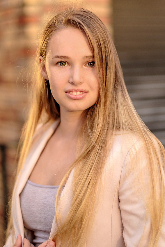 Foley Senior Portrait Photographer