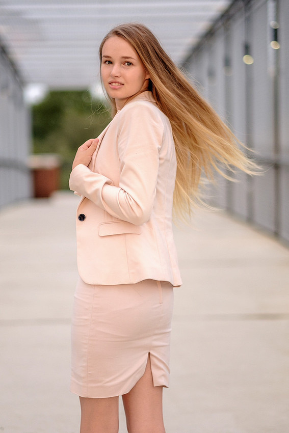 Foley Senior Portrait Photographer