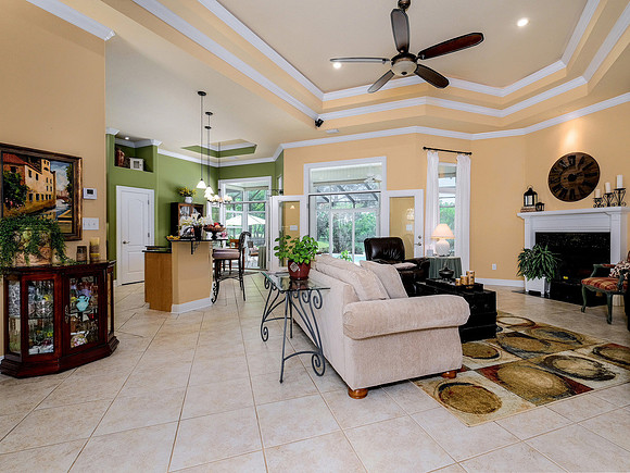 Photographer in Gulf Shores Real Estate