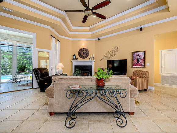 Photographer in Gulf Shores Real Estate