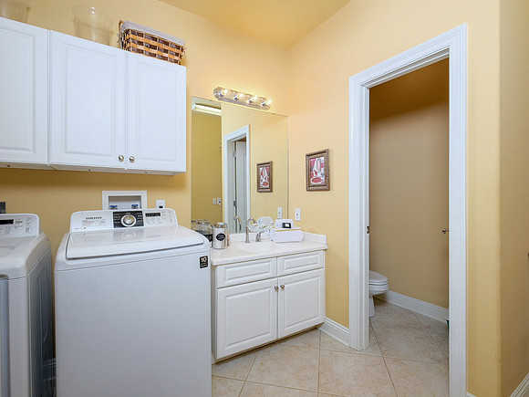Photographer in Gulf Shores Real Estate