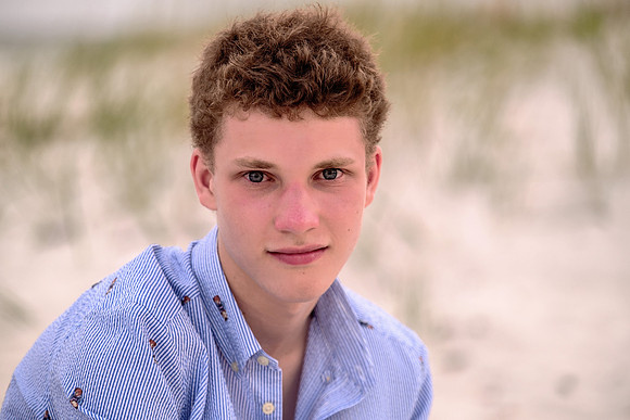 Family photographer at the Island House Hotel Orange Beach