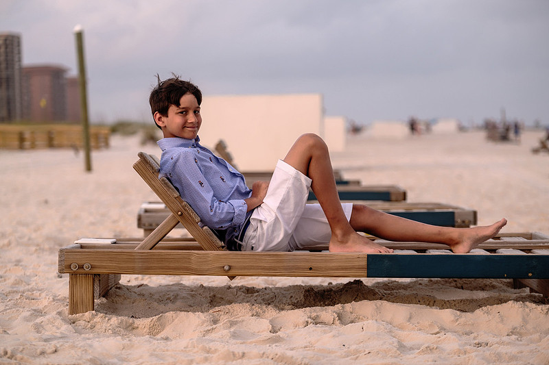 Family photographer at the Island House Hotel Orange Beach