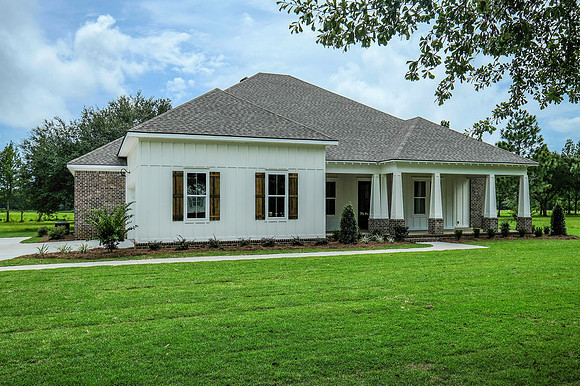 Real Estate Photographer in Foley, Alabama