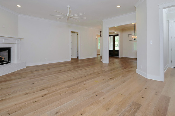 Real Estate Photographer in Foley, Alabama