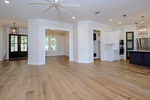 Real Estate Photographer in Foley, Alabama