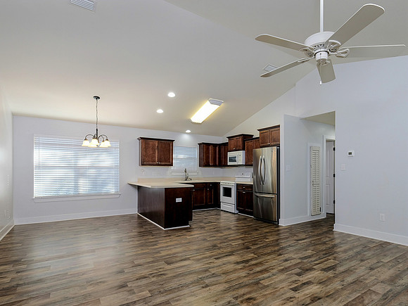 Real Estate Photographer in Lillian Alabama