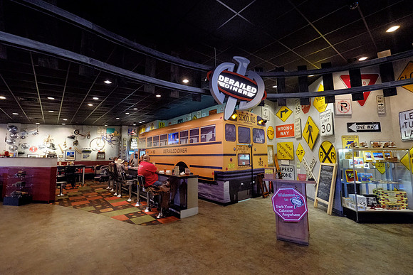 School Bus Bar Theme